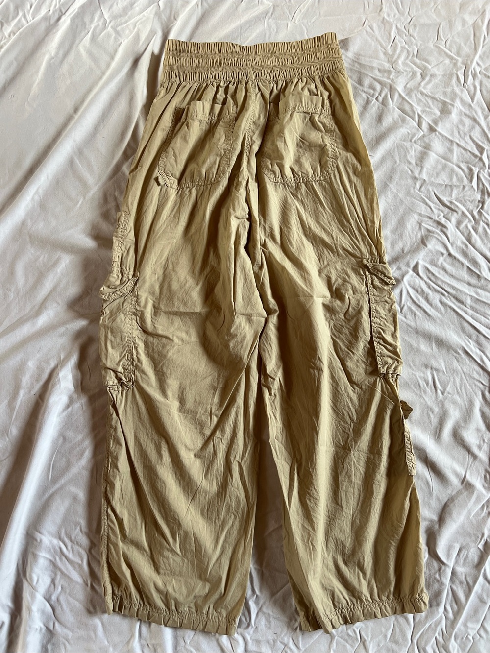 aerie Women's Cargo Pants in Khaki - Picture 9 of 10